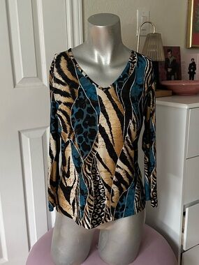 Vintage Blue Black & Gold Tiger Leopard Floral & Script Pattern Long-Sleeve Top